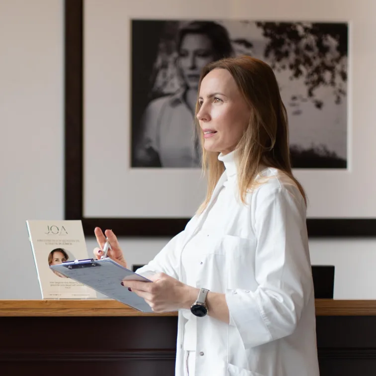 Joanna Tomczyk, Spezialistin für medizinische Kosmetik